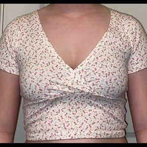 Brandy Melville Amara top